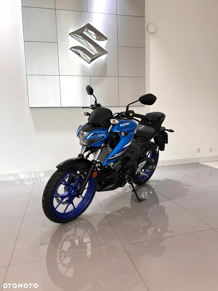 Suzuki GSX - 3