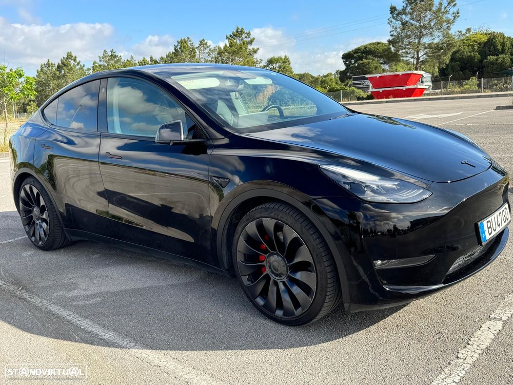 Tesla Model Y Performance Dual Motor AWD - 7