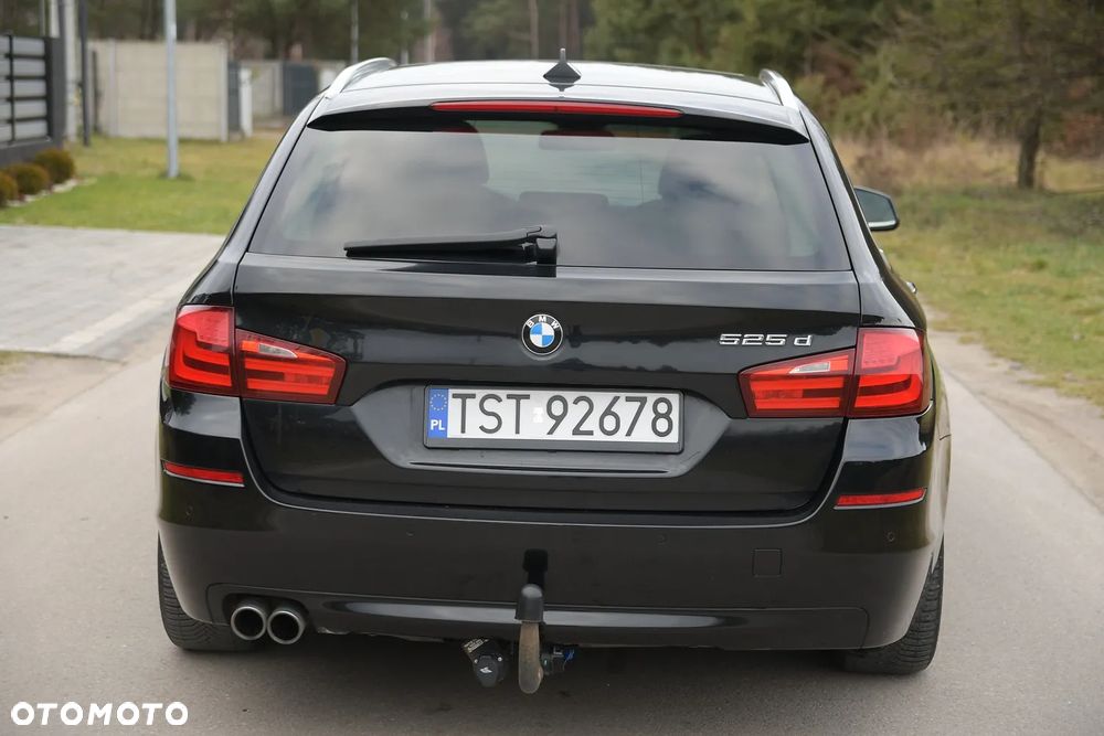 BMW Seria 5 525d - 6
