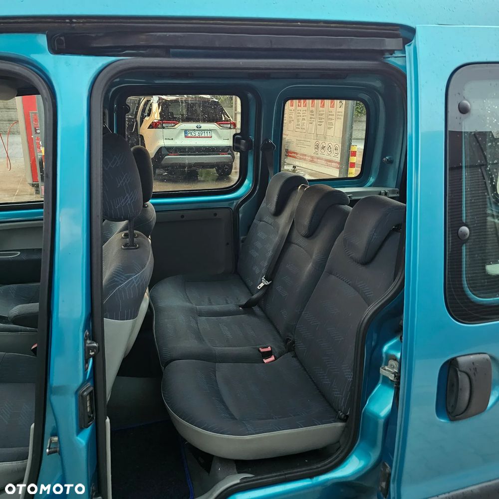 Renault Kangoo 1.2 16V Helios - 10