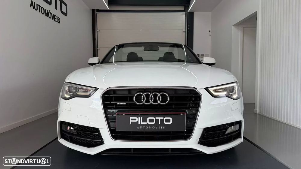 Audi A5 Cabrio 2.0 TDi S-line - 4