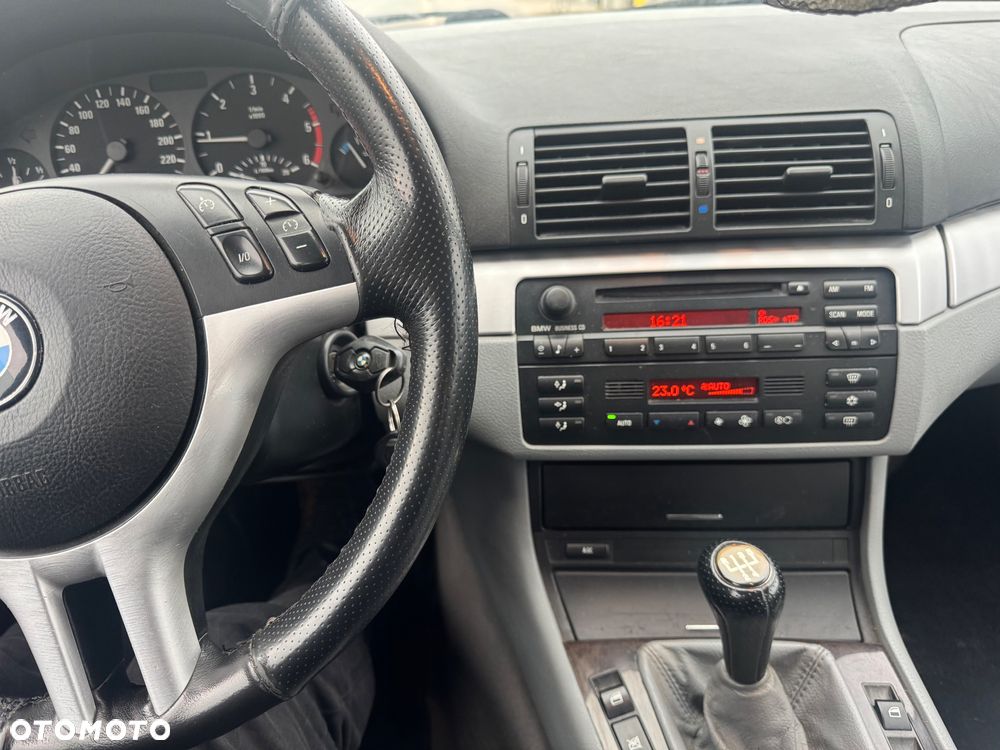 BMW Seria 3 330d - 8