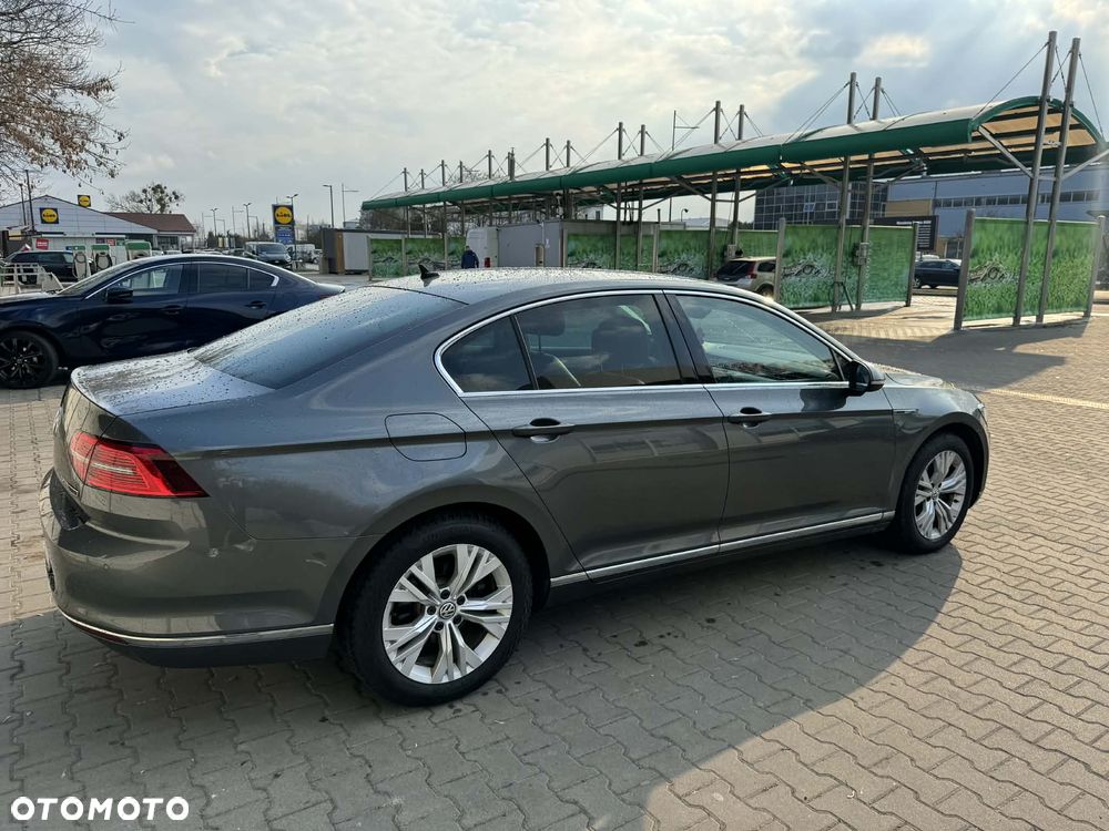 Volkswagen Passat 2.0 TDI BMT 4Mot Highline DSG - 2