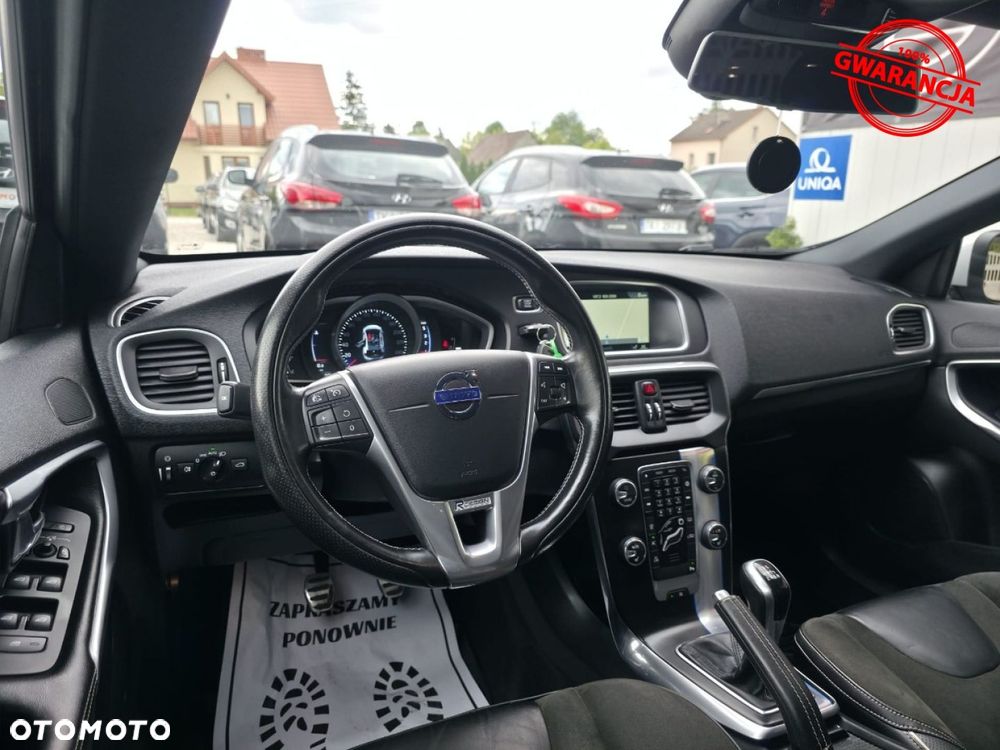 Volvo V40 D2 Drive-E R-Design Kinetic - 26