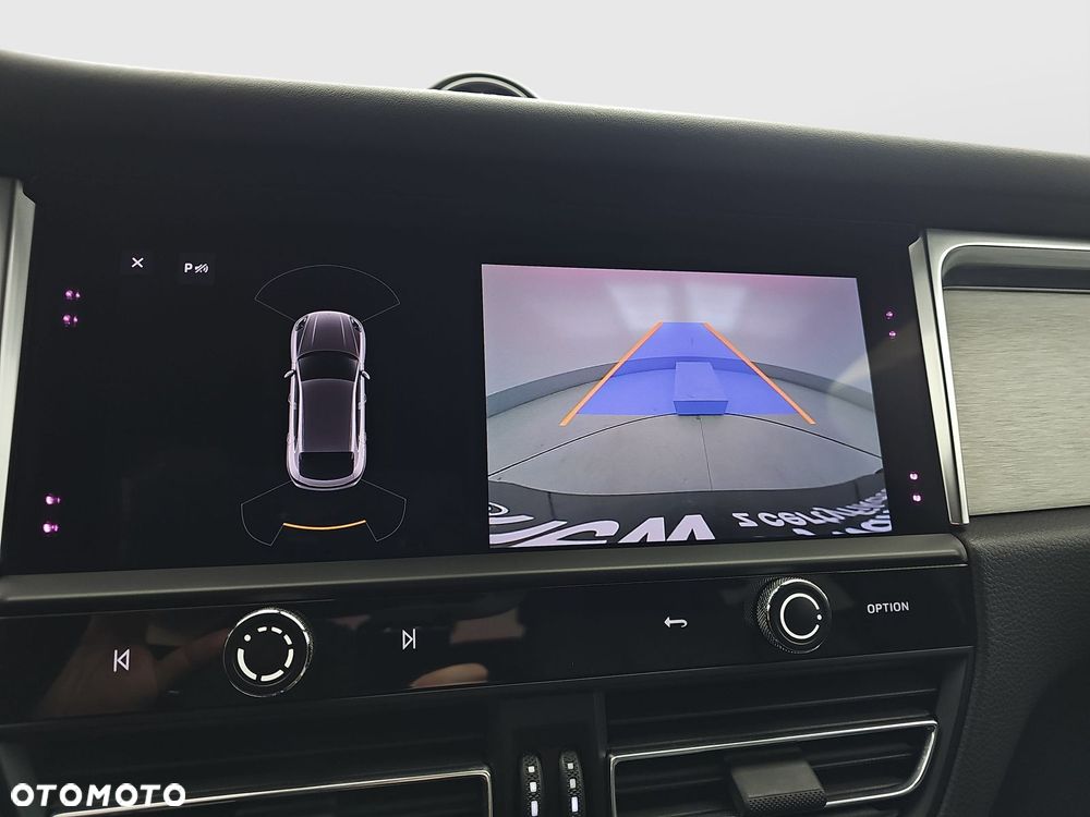 Porsche Macan Standard - 24