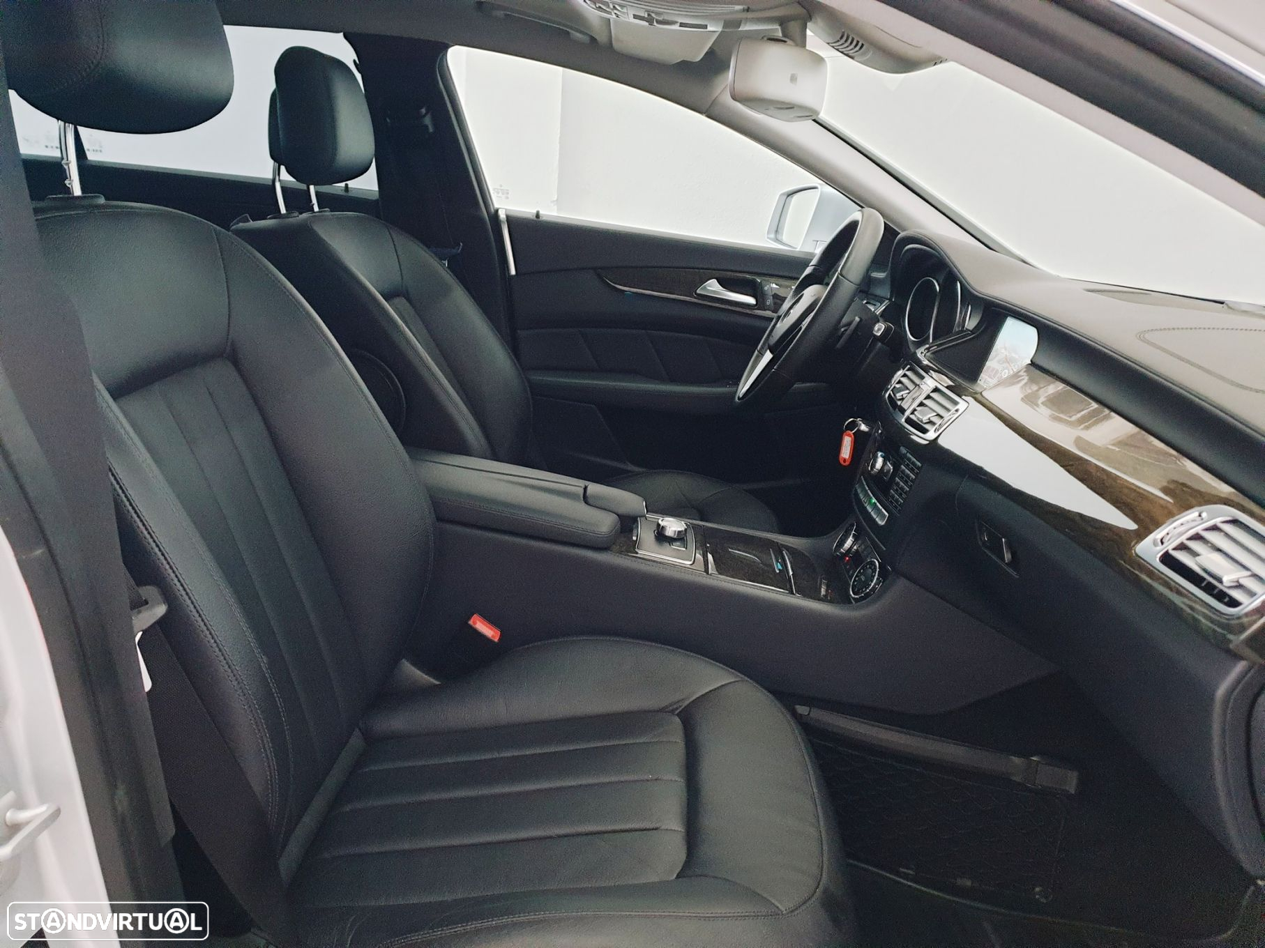 Mercedes-Benz CLS 350 CDi BlueEfficiency Shooting Brake - 28