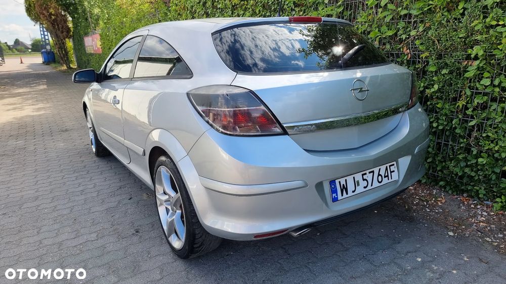 Opel Astra 1.9 CDTI Enjoy - 29