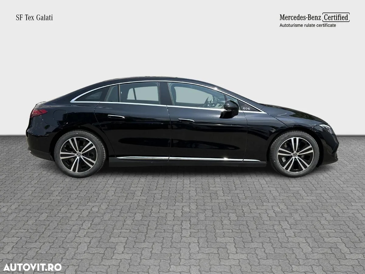 Mercedes-Benz EQE 300 - 22