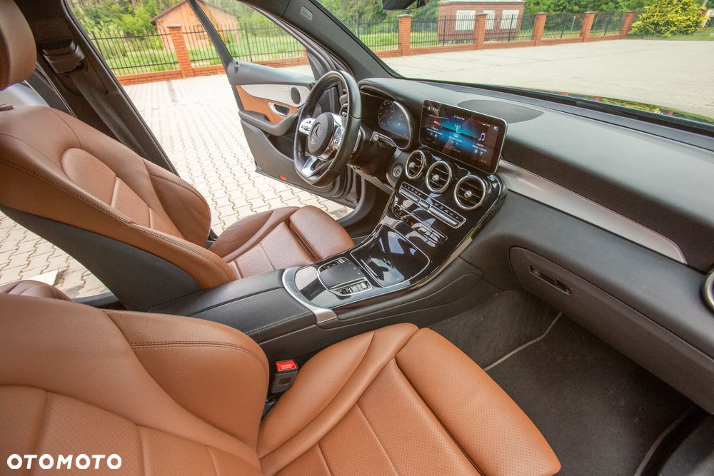 Mercedes-Benz GLC 300 de 4-Matic - 23