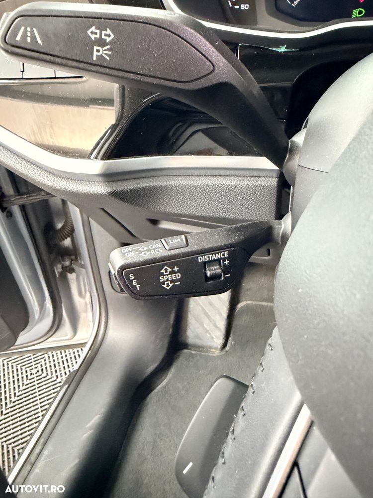 Audi Q3 2.0 40 TFSI S tronic quattro - 24