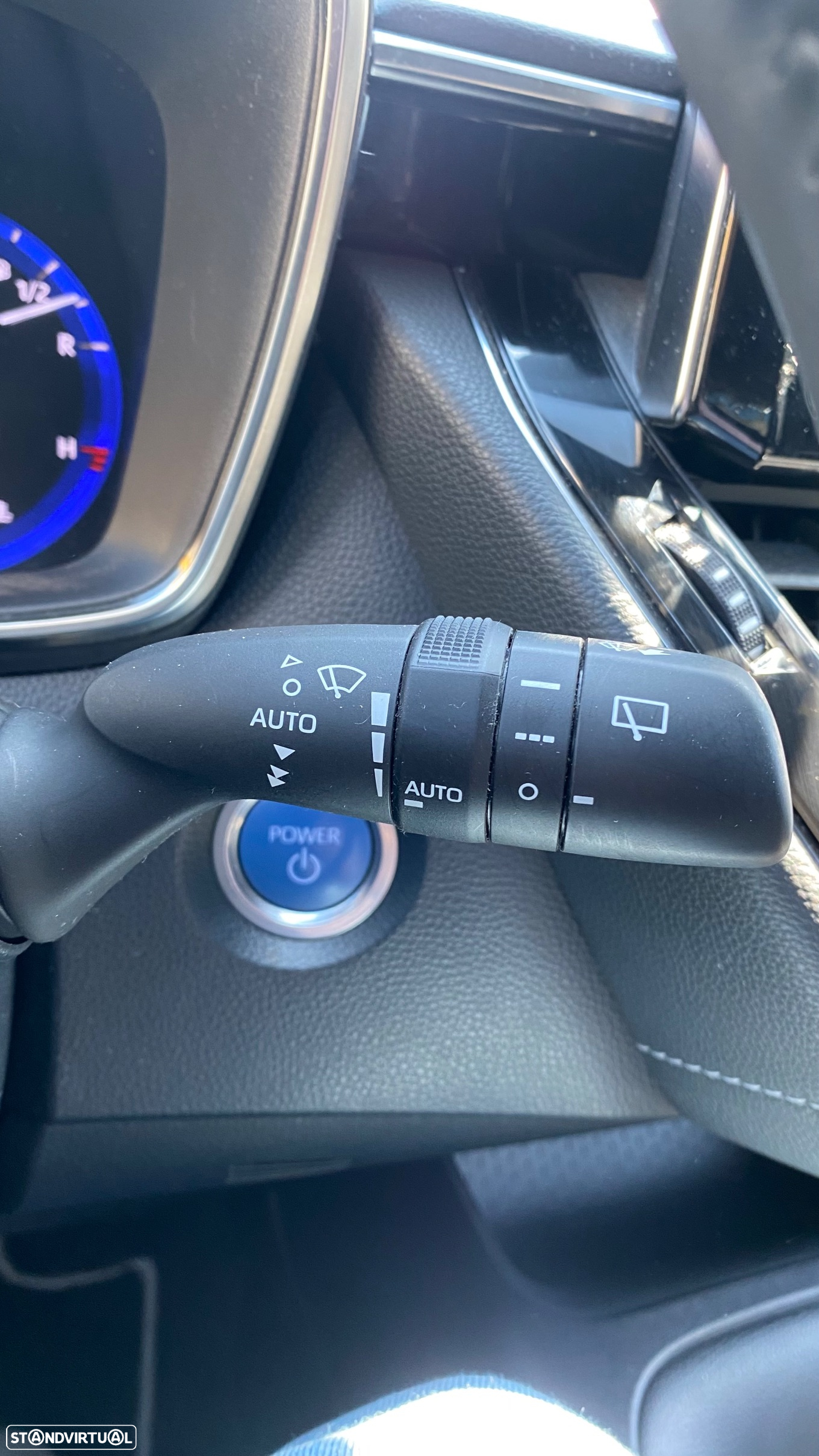 Toyota Corolla Touring Sports 1.8 Hybrid Exclusive - 35