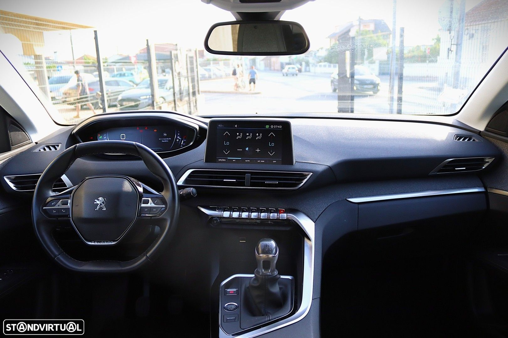 Peugeot 3008 1.5 BlueHDi Allure - 4
