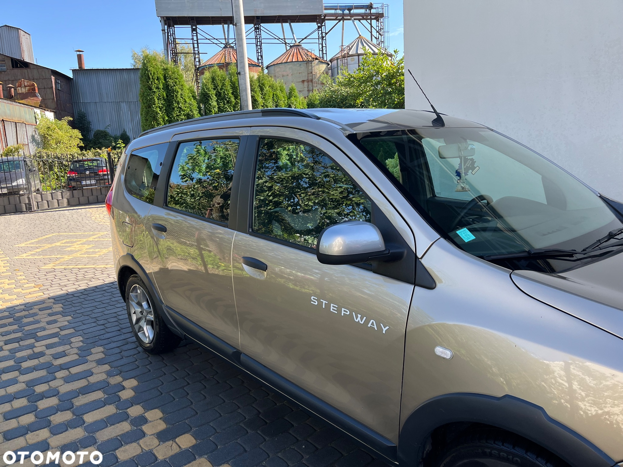 Dacia Lodgy Blue dCi 115 (7-Sitzer) Stepway Selection Blue - 3