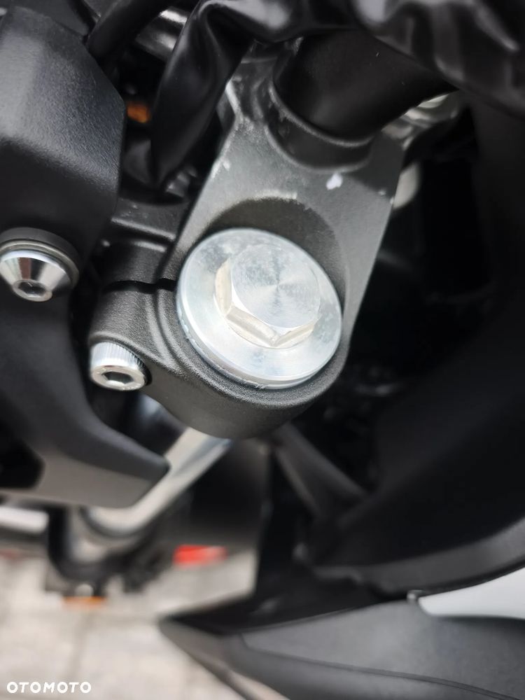 Yamaha MT - 20