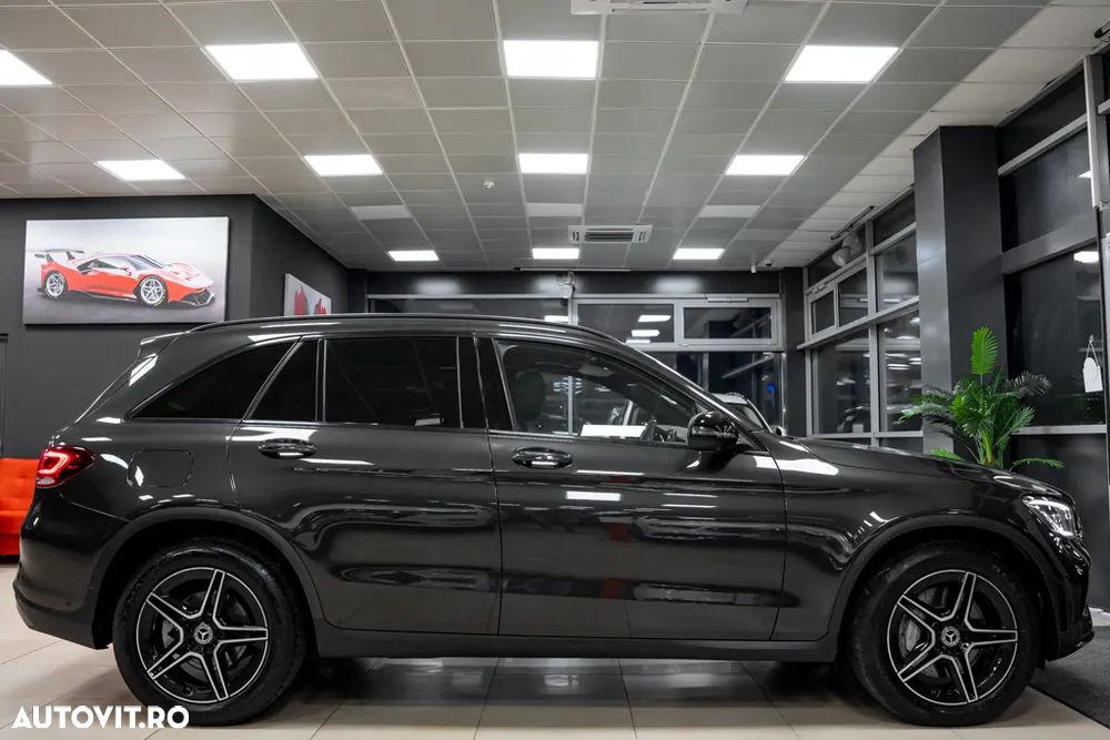 Mercedes-Benz GLC 220 d 4Matic 9G-TRONIC AMG Line - 40