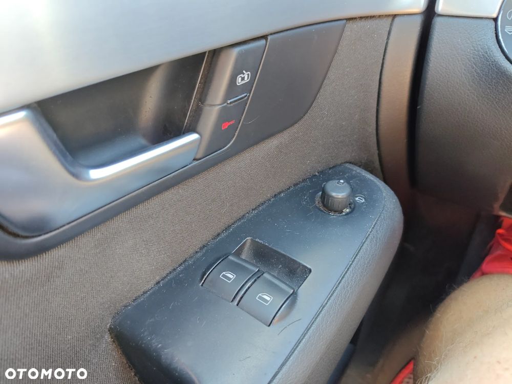 Audi A4 Avant 2.0 TDI DPF - 21