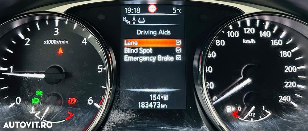 Nissan X-Trail 1.6 dCi Tekna - 32