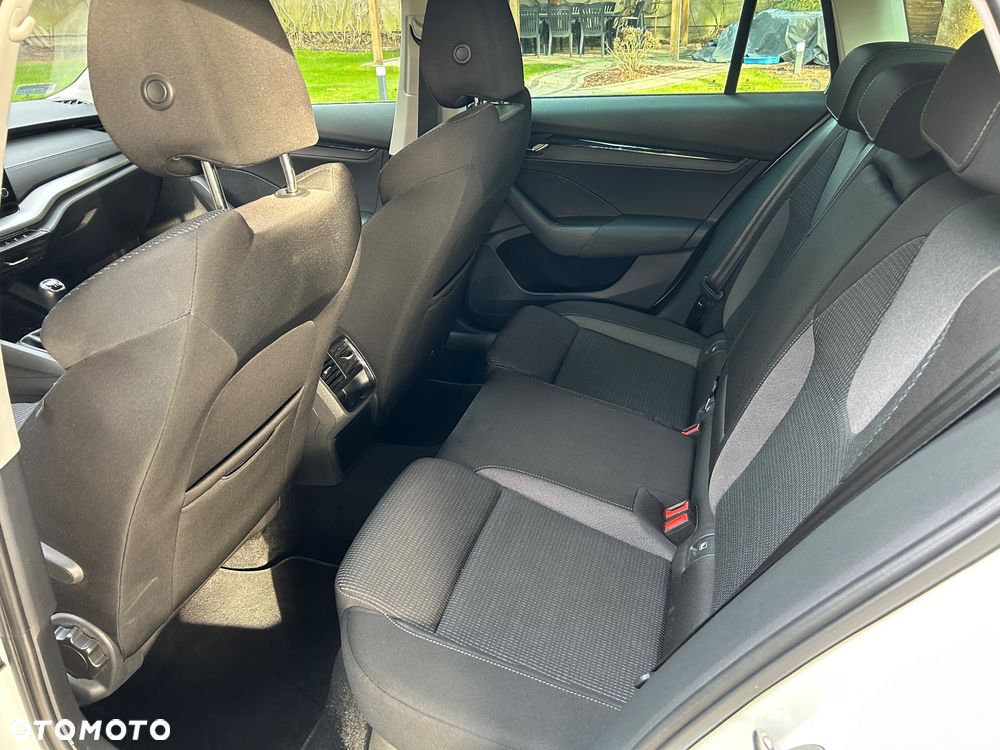 Skoda Octavia 2.0 TDI Ambition - 17