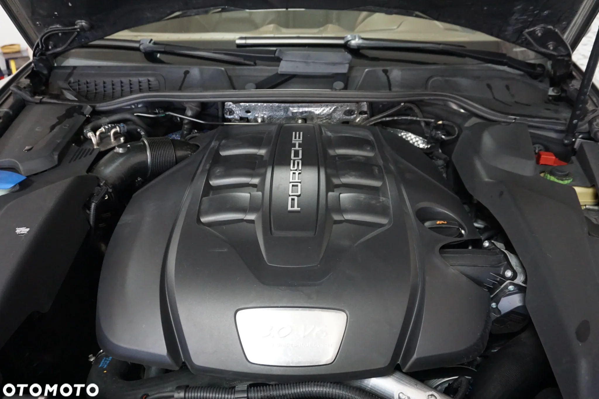 Porsche Cayenne Diesel Platinum Edition - 10