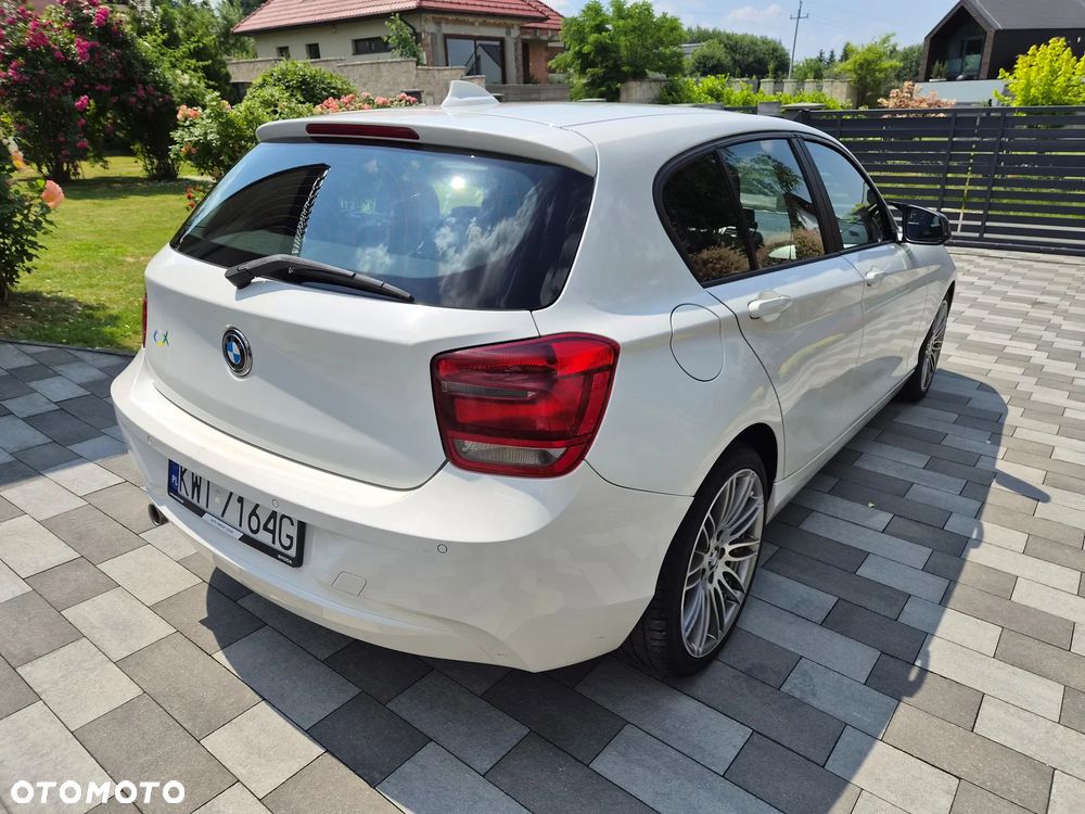 BMW Seria 1 116d Sport Line - 11