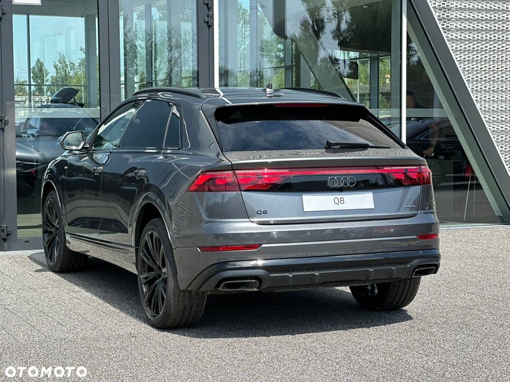 Audi Q8 - 9