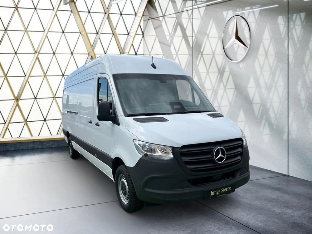 Mercedes-Benz Sprinter - 5