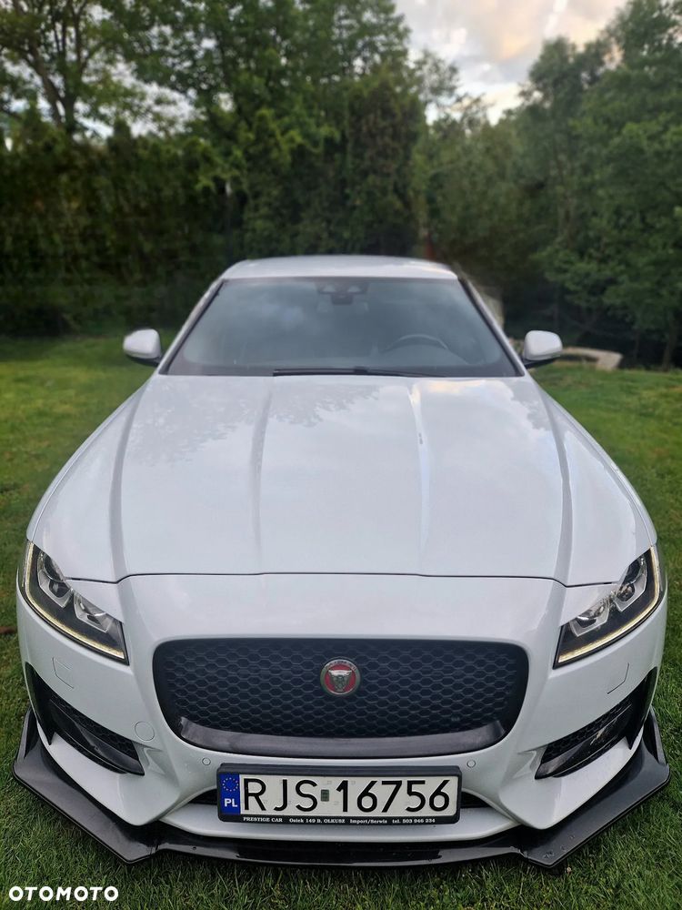 Jaguar XF 2.0 i4D R-Sport - 1