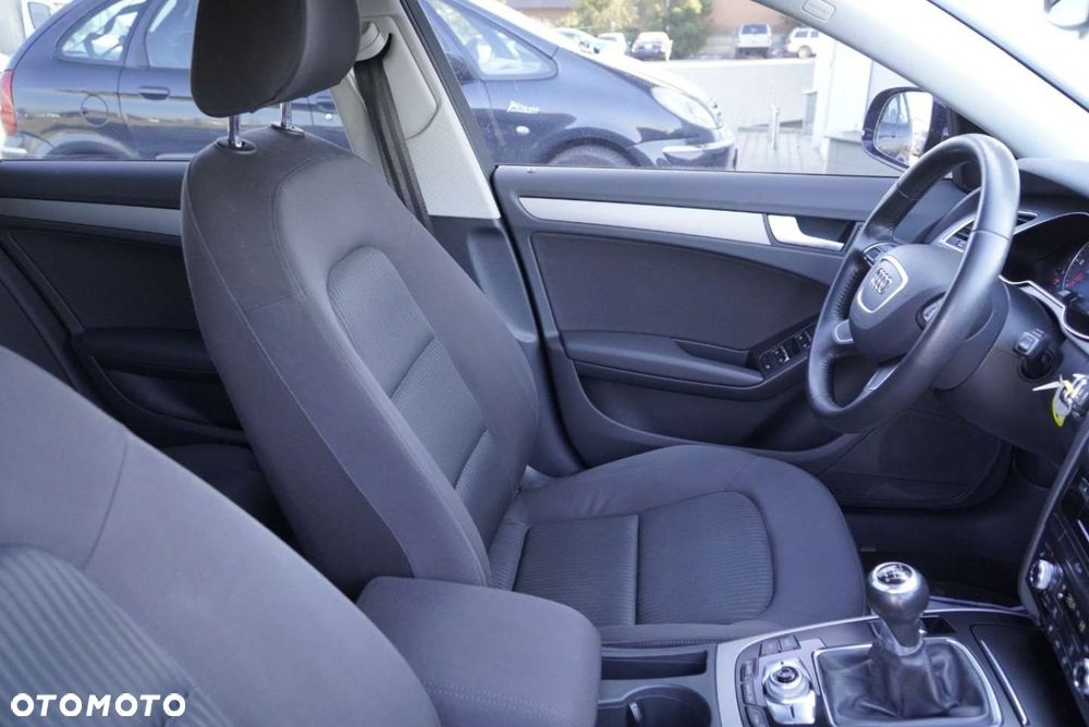 Audi A4 Avant 2.0 TDI DPF Attraction - 12