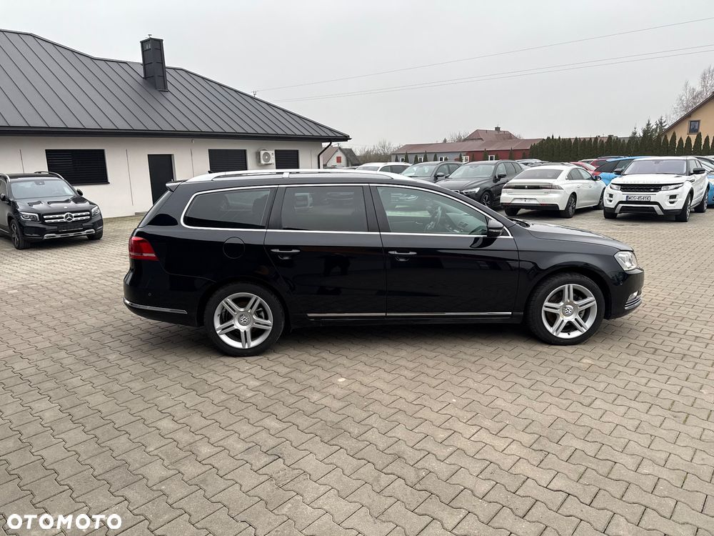 Volkswagen Passat 2.0 TDI BlueMotion Technology Exclusive - 11