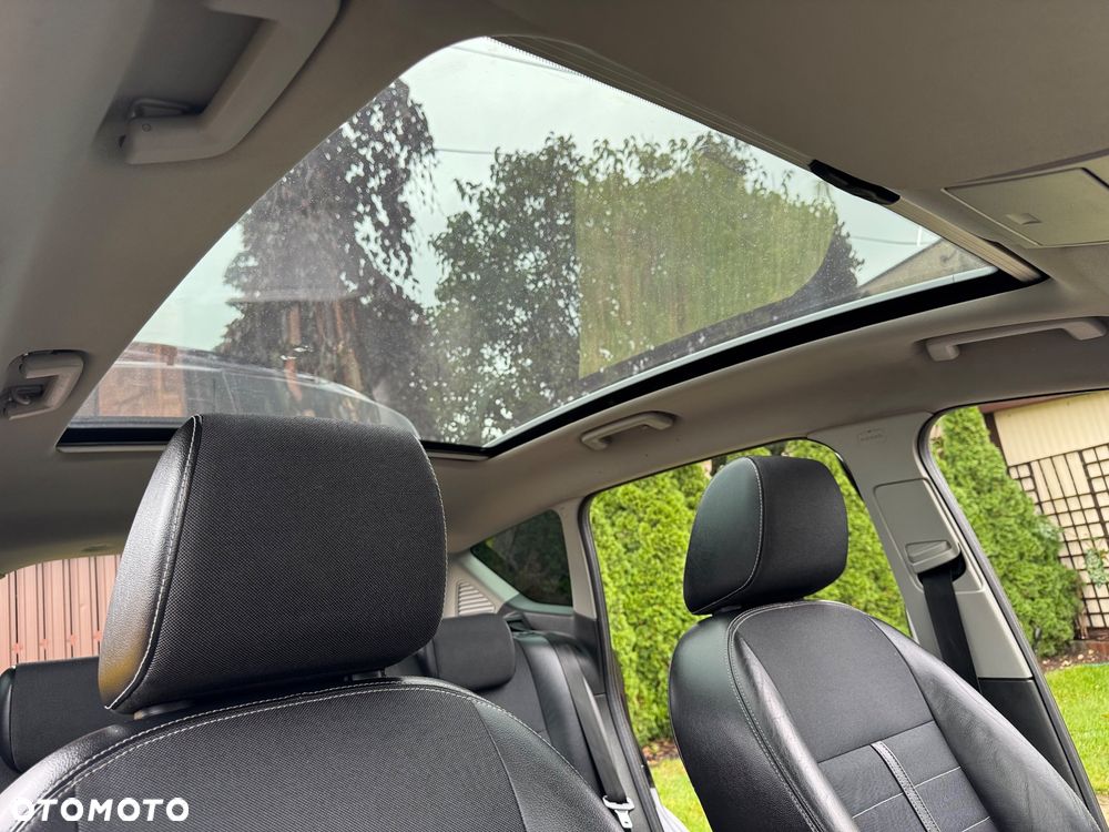 Ford Kuga 2.0 TDCi Titanium FWD - 15