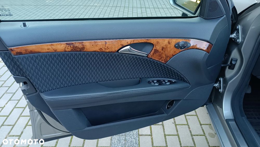 Mercedes-Benz Klasa E 200 Kompressor Automatik Elegance - 11