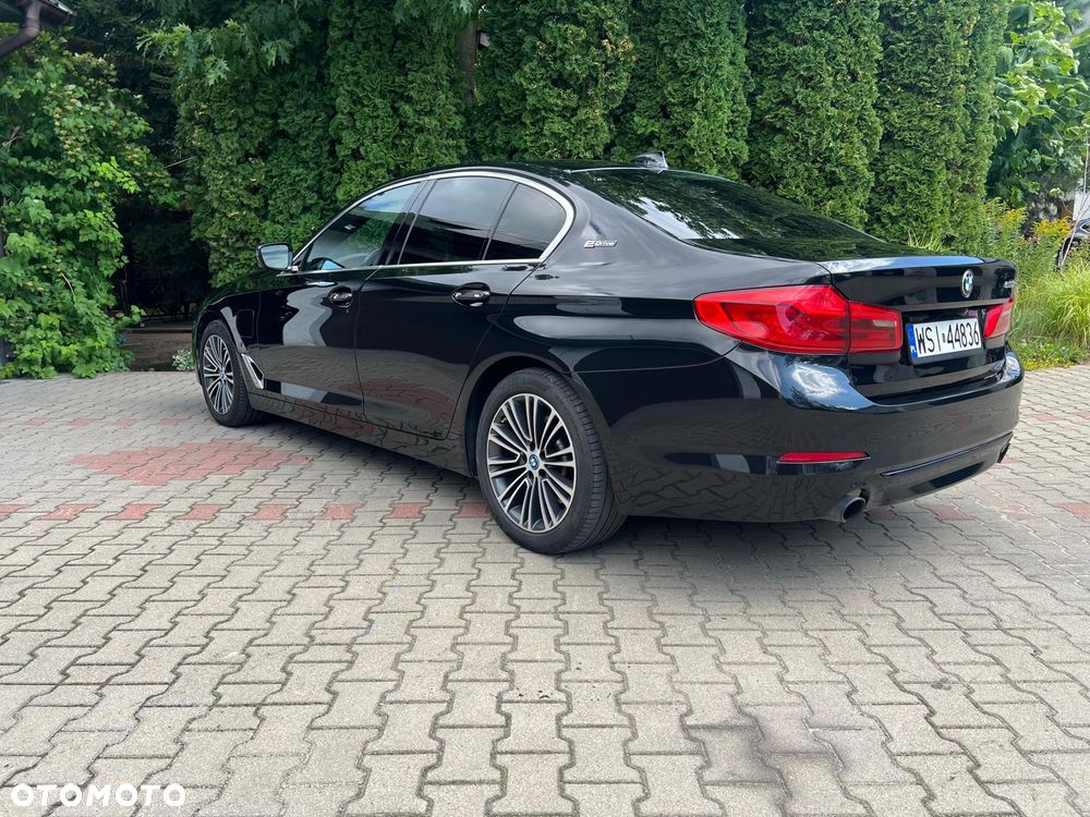 BMW Seria 5 530e iPerformance xDrive Luxury Line sport - 6