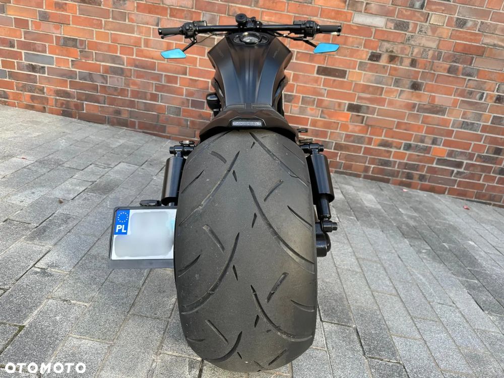 Harley-Davidson V-Rod Night Rod - 6