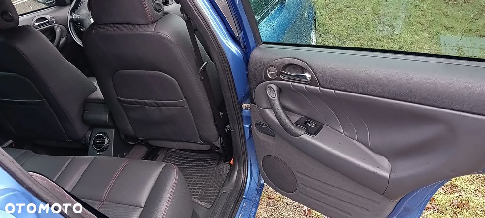 Alfa Romeo 147 1.6 Twin Spark Black Line - 17