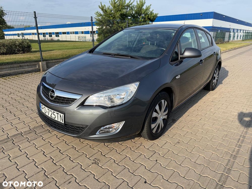 Opel Astra 1.6 Cosmo - 6