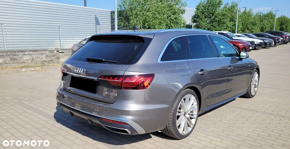 Audi A4 Avant - 6