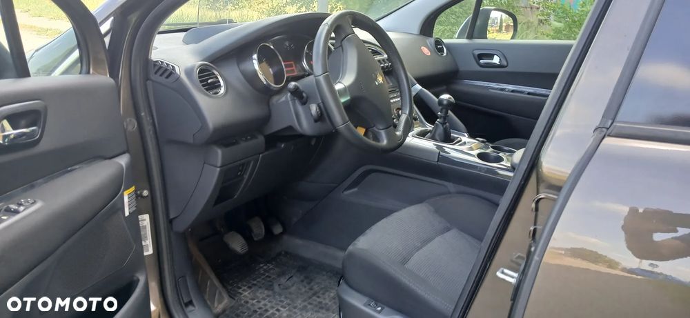 Peugeot 3008 155 THP Premium - 4
