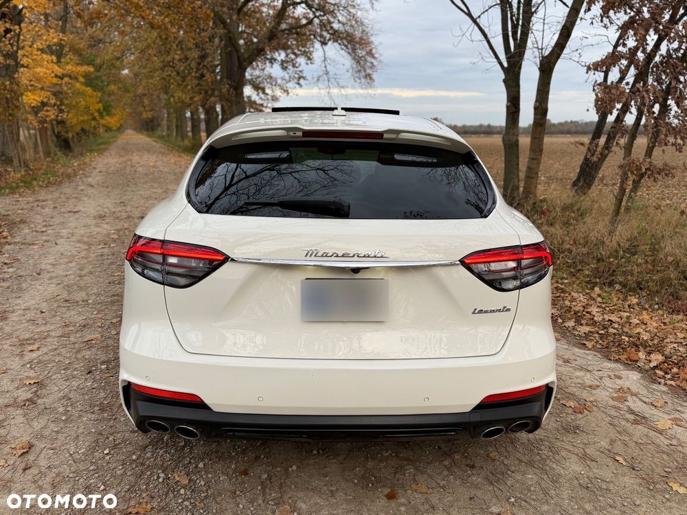 Maserati Levante - 7