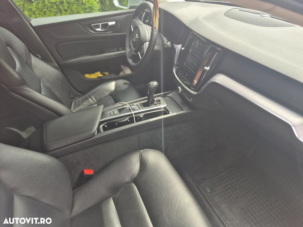 Volvo V60 D3 Base - 8