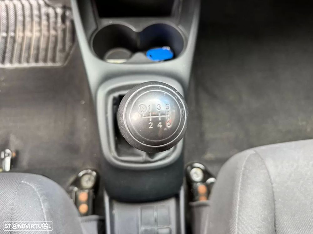 Toyota yaris bizz 1.4 d-4d ac - 10