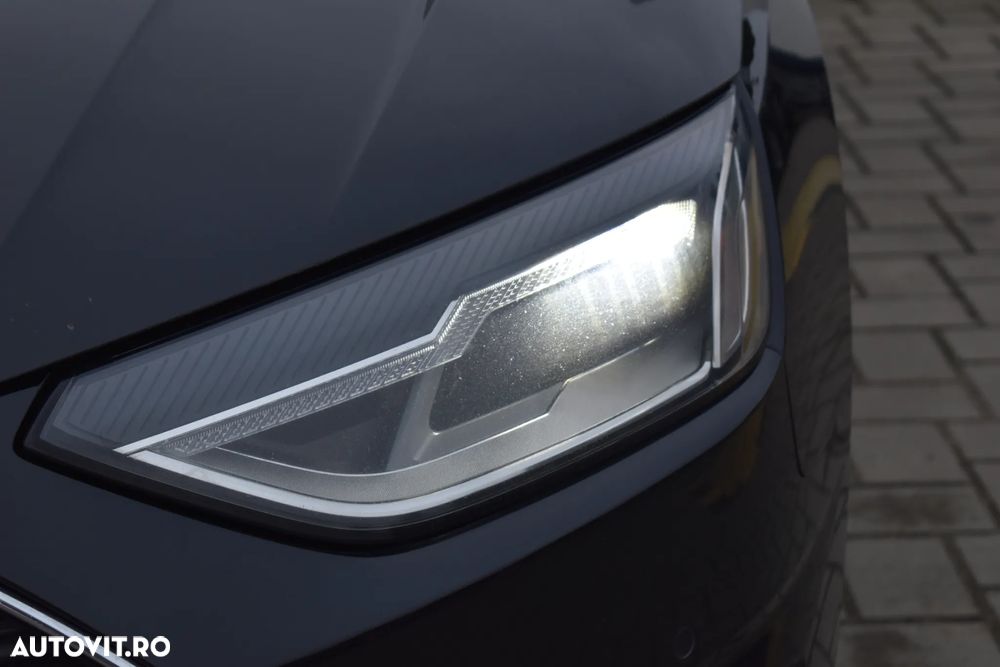 Audi A4 35 TDI S tronic MHEV Basic - 16