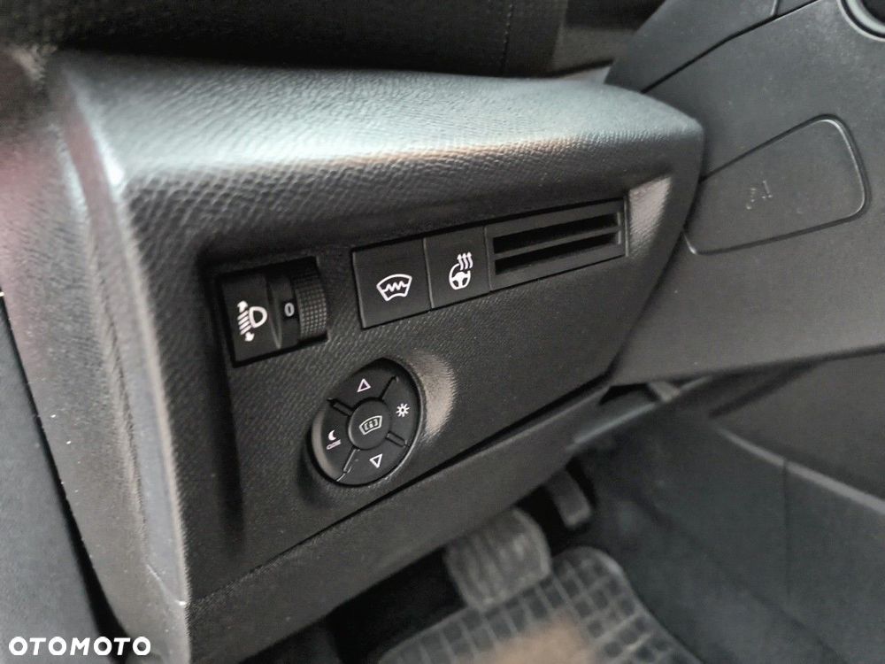 Citroën C4 1.2 PureTech Max S&S EAT8 - 13