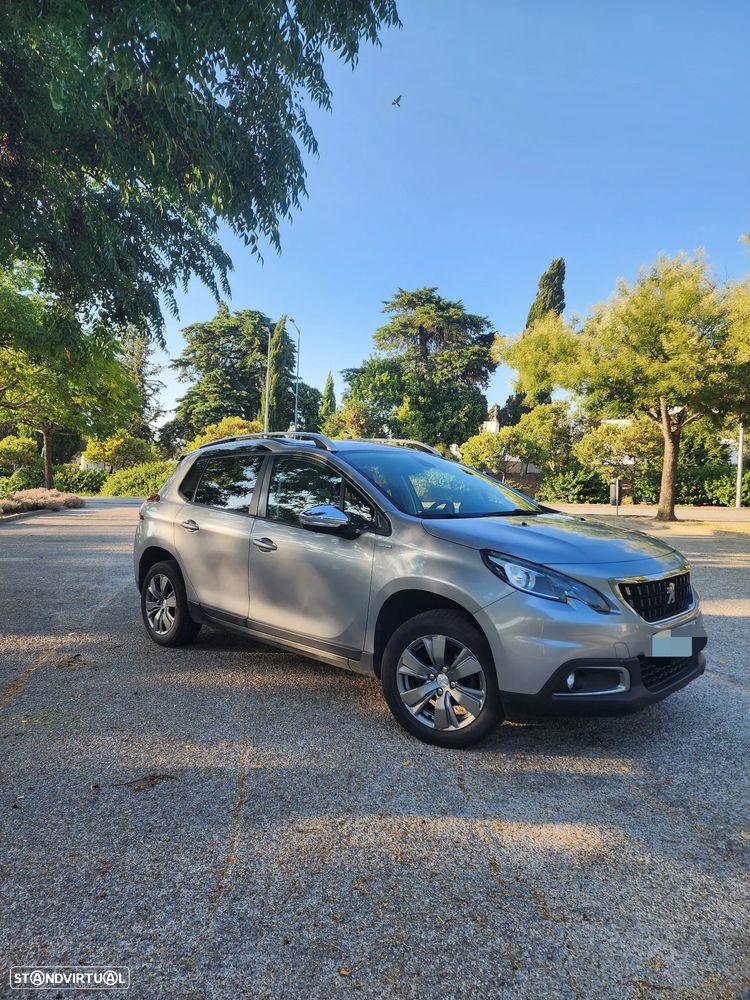 Peugeot 2008 1.2 PureTech Active - 1