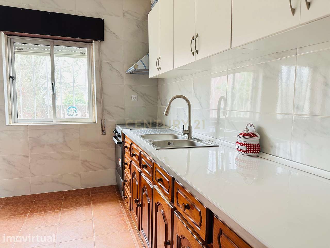 Apartamento T2 Remodelado e Mobilado, andar de moradia - Grande imagem: 3/18