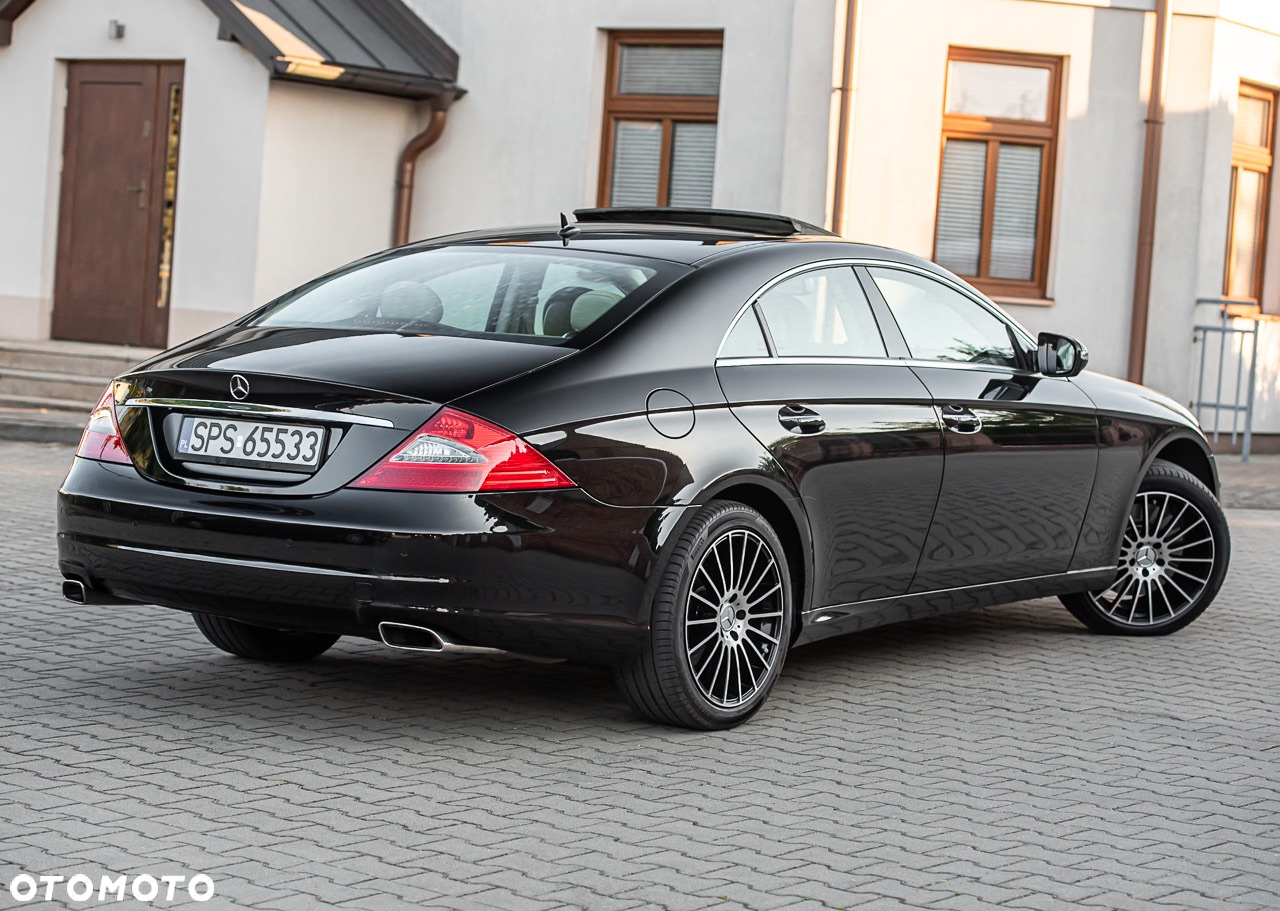 Mercedes-Benz CLS 500 - 11