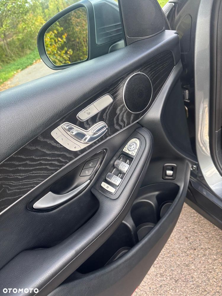 Mercedes-Benz GLC 250 4-Matic - 29