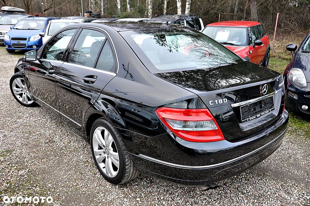 Mercedes-Benz Klasa C 180 Kompressor BlueEFFICIENCY Avantgarde - 12