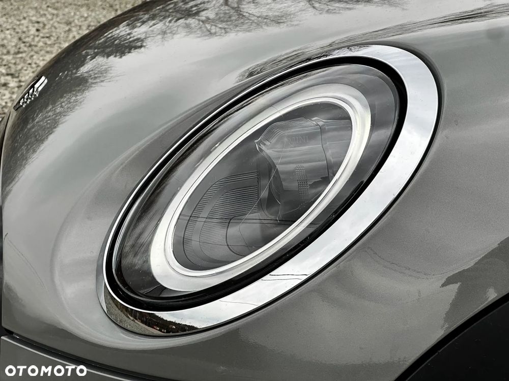 MINI Cooper John Works Trim - 32