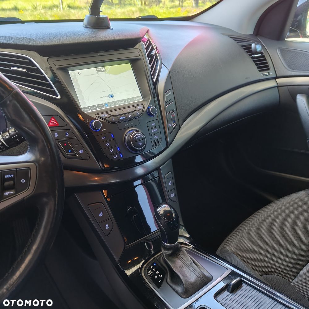 Hyundai i40 Kombi 1.7 CRDi DCT Premium - 14