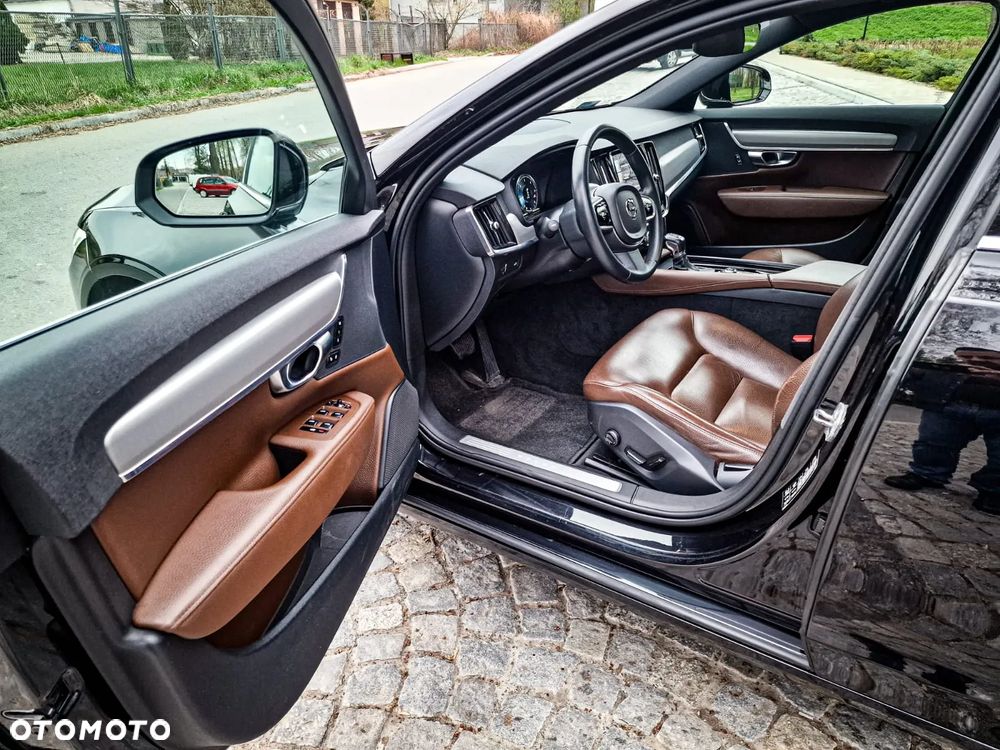 Volvo S90 - 15